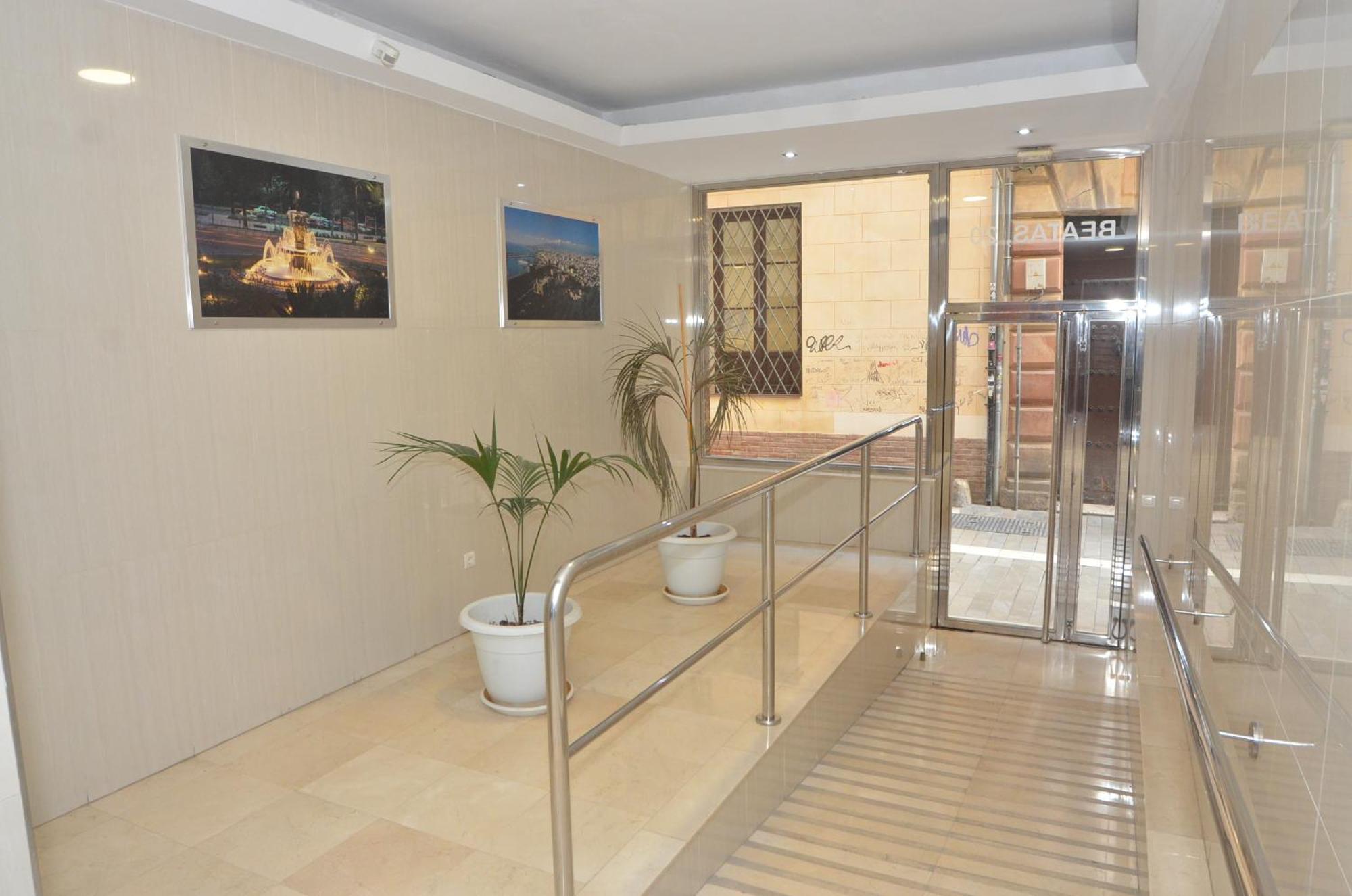 Alojamiento Beethoven Luxury Малага Екстер'єр фото